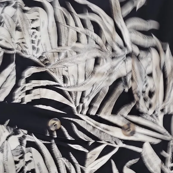 Chelsea & Theodore Monochrome Tropical Jumpsuit - Picture 4 of 5